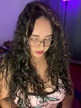 CurlyGirl 1 online show from May 2026 12:49:01 AM