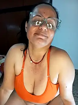 Eunice73 online show from January 2025 10:34:01 PM