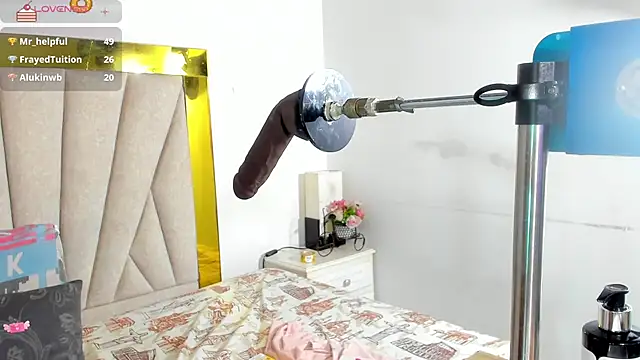 Snapshot of angel_dthroatt chatting on December 2024 03:19:01 PM angel dthroatt online show from December 2024 03:19:01 PM