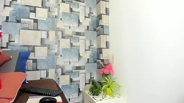 angel dthroatt online show from June 2026 12:08:01 PM