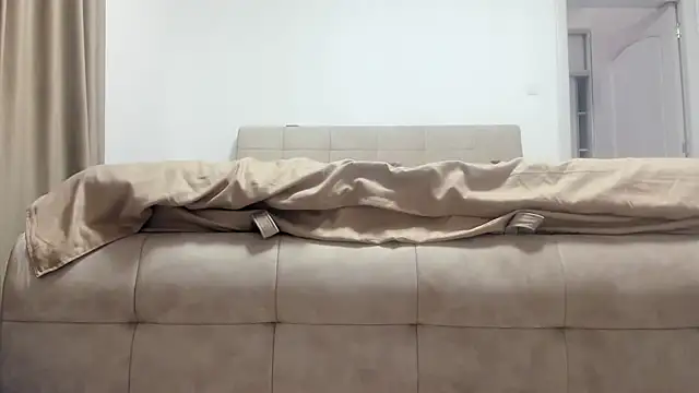 Hottalicia2 online show from February 2026 05:51:02 PM