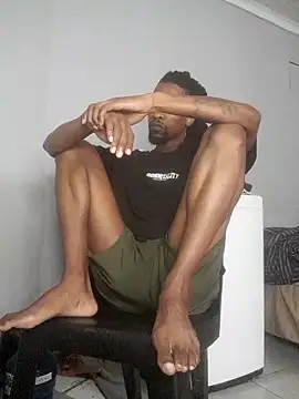 Snapshot of koolbend chatting on March 2026 05:34:01 AM koolbend online show from March 2026 05:34:01 AM