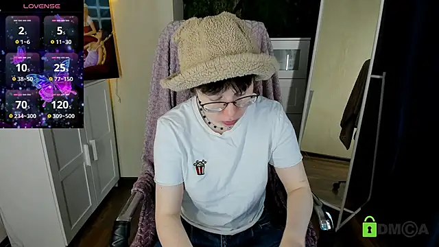 Melissa Wells online show from September 2025 05:08:02 AM