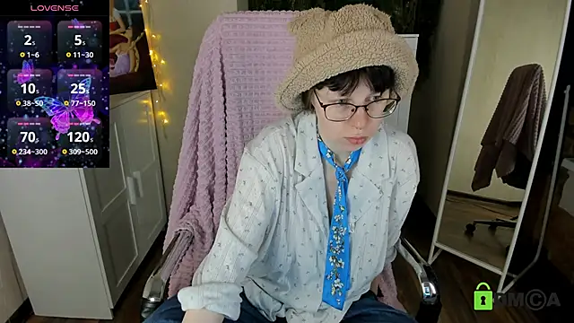 Melissa Wells online show from October 2025 09:34:01 PM