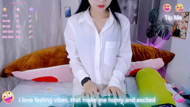 Snapshot of Ly__ chatting on March 2026 02:58:02 AM Ly online show from March 2026 02:58:02 AM