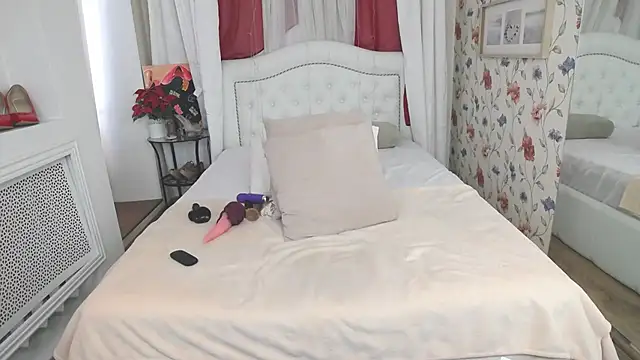 AmiHotGranny online show from May 2026 06:30:01 AM