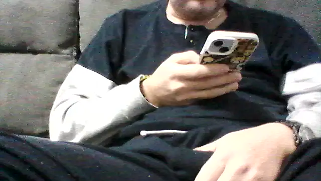 Snapshot of daky_86 chatting on November 2025 05:01:02 PM daky 86 online show from November 2025 05:01:02 PM