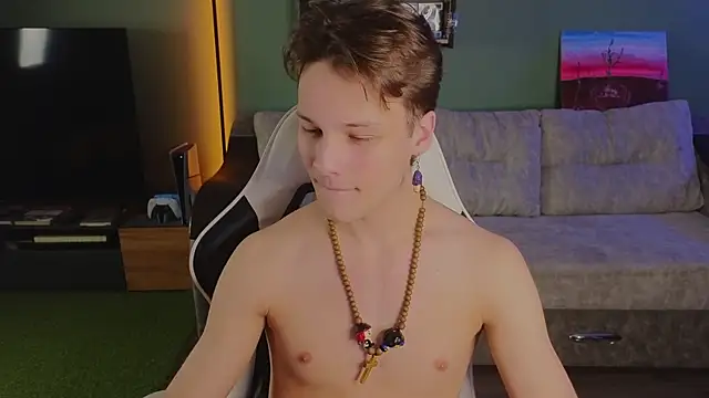 TeddyLiLboy online show from December 2025 02:26:01 PM