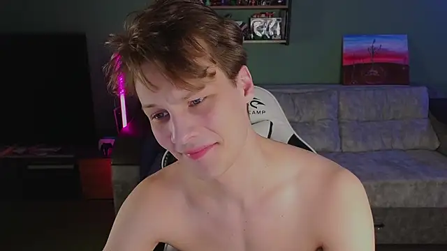 Snapshot of TeddyLiLboy chatting on April 2026 09:06:02 PM TeddyLiLboy online show from April 2026 09:06:02 PM