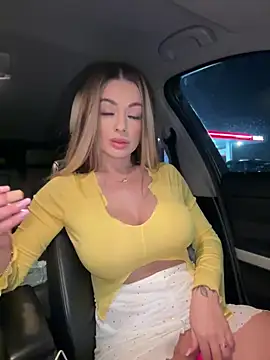 Snapshot of IsabellaEtthan chatting on February 2025 05:41:02 PM IsabellaEtthan online show from February 2025 05:41:02 PM