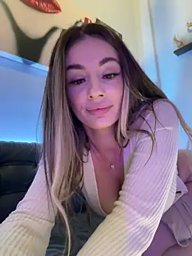 Snapshot of IsabellaEtthan chatting on March 2025 11:47:02 PM IsabellaEtthan online show from March 2025 11:47:02 PM