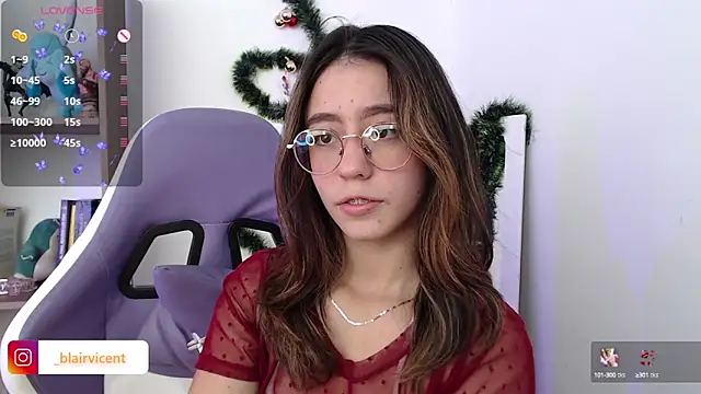 Snapshot of BlairVicent chatting on December 2024 03:22:02 PM BlairVicent online show from December 2024 03:22:02 PM