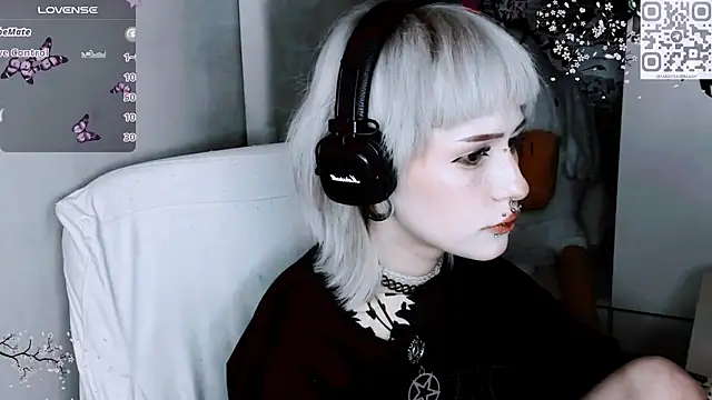 Snapshot of say_mary chatting on November 2025 01:43:01 PM say mary online show from November 2025 01:43:01 PM