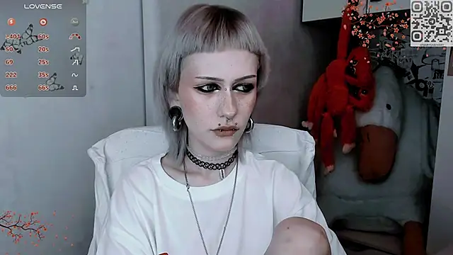 Snapshot of say_mary chatting on November 2025 11:51:02 AM say mary online show from November 2025 11:51:02 AM