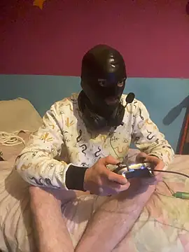 Snapshot of Markxen_cam chatting on December 2025 09:09:01 PM Markxen cam online show from December 2025 09:09:01 PM