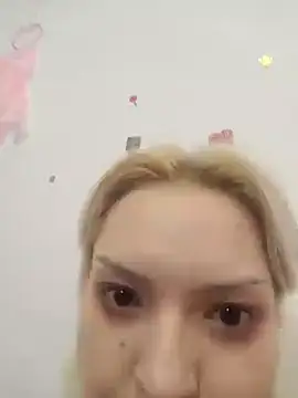 Snapshot of Catlady333 chatting on January 2025 09:52:02 PM Catlady333 online show from January 2025 09:52:02 PM