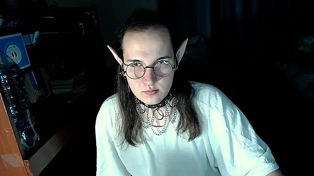 EvaMiron online show from March 2025 06:30:01 PM