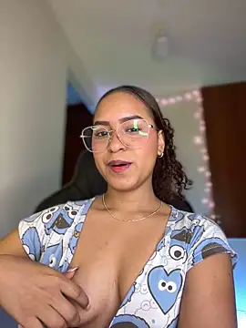 gretta kler1 online show from December 2024 02:28:02 PM