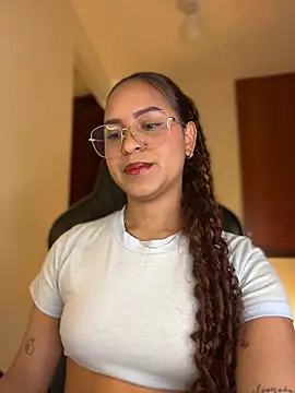 gretta kler1 online show from January 2025 03:15:02 PM