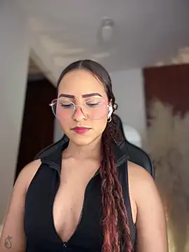 gretta kler1 online show from May 2026 12:50:02 AM