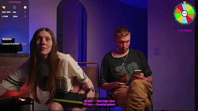 Snapshot of VunderSEX chatting on September 2025 07:14:02 PM VunderSEX online show from September 2025 07:14:02 PM