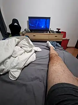 Snapshot of crissbadboy chatting on October 2025 02:07:02 PM crissbadboy online show from October 2025 02:07:02 PM