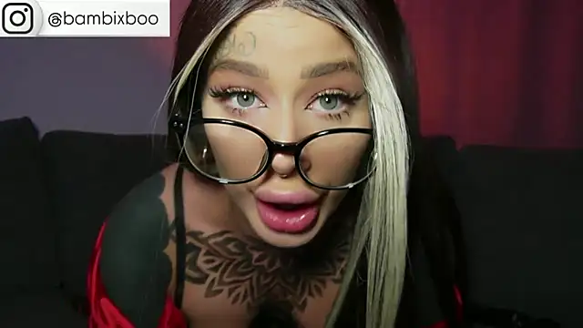 Snapshot of bambixboo chatting on December 2024 09:00:02 PM bambixboo online show from December 2024 09:00:02 PM