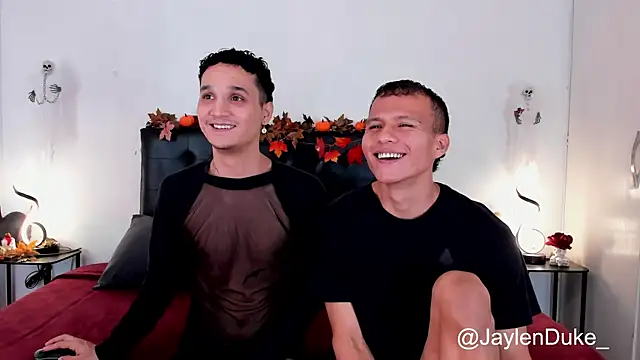 Snapshot of jaylen_and_duke chatting on October 2025 11:06:02 AM jaylen and duke online show from October 2025 11:06:02 AM