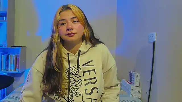 Snapshot of Amywhitexxxd chatting on February 2025 12:43:01 AM Amywhitexxxd online show from February 2025 12:43:01 AM