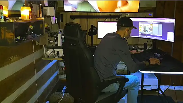 HARD 2QUIT online show from February 2026 07:18:01 AM