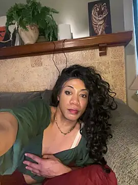 Snapshot of CaramelDipper chatting on February 2026 03:40:02 PM CaramelDipper online show from February 2026 03:40:02 PM