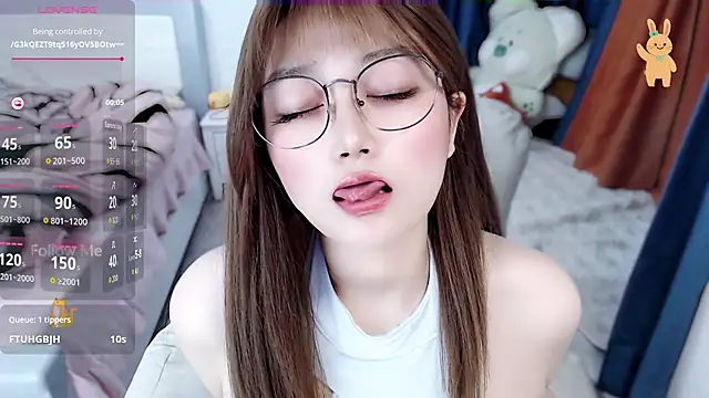 Snapshot of Sweet-18wanwan chatting on February 2026 03:02:02 PM Sweet-18wanwan online show from February 2026 03:02:02 PM