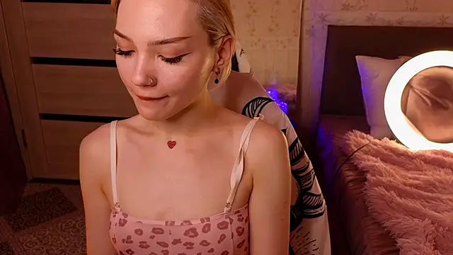 Snapshot of SandraBoyl chatting on January 2025 07:17:02 AM SandraBoyl online show from January 2025 07:17:02 AM