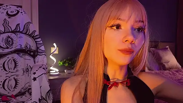 Snapshot of SandraBoyl chatting on March 2025 01:10:02 AM SandraBoyl online show from March 2025 01:10:02 AM