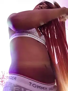 Elektra Queen online show from December 2025 12:58:02 PM