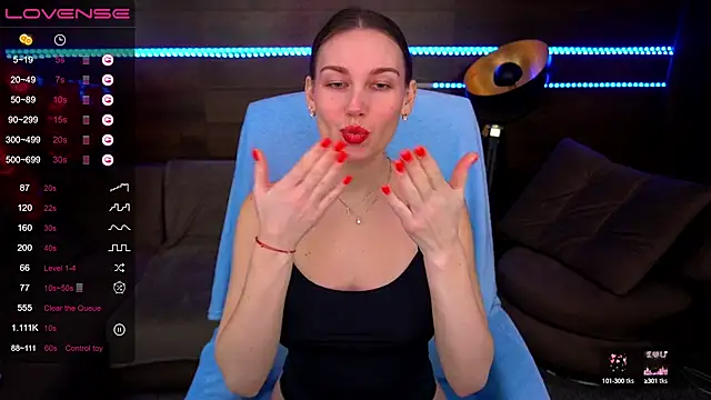 Snapshot of JasminJames chatting on March 2025 01:29:02 PM JasminJames online show from March 2025 01:29:02 PM