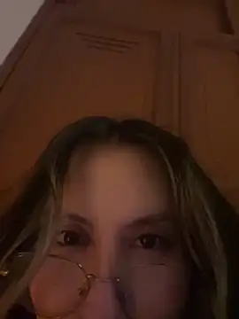Snapshot of marie2_ chatting on March 2025 06:25:02 AM marie2 online show from March 2025 06:25:02 AM