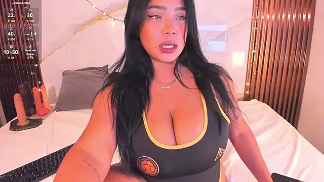 Snapshot of SaraApril_1 chatting on June 2026 05:13:02 AM SaraApril 1 online show from June 2026 05:13:02 AM