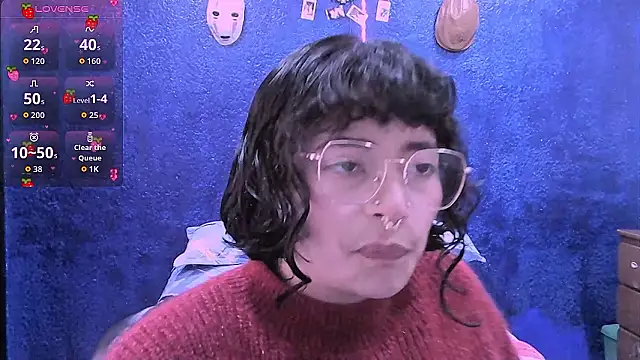 Snapshot of NinaYellow chatting on March 2026 12:44:01 PM NinaYellow online show from March 2026 12:44:01 PM