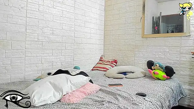 Snapshot of Thalia_sweetlust chatting on September 2025 07:25:01 PM Thalia sweetlust online show from September 2025 07:25:01 PM