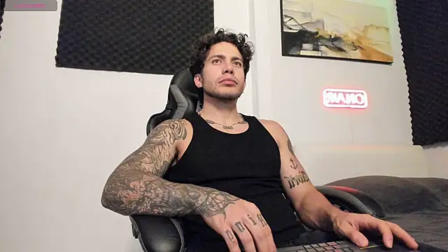 LucianSinclair online show from March 2026 03:02:02 AM