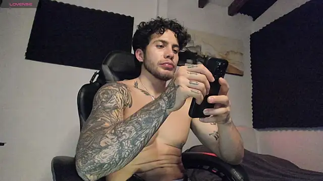LucianSinclair online show from April 2026 12:56:01 AM