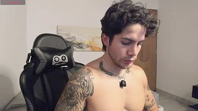 LucianSinclair online show from May 2026 02:29:01 AM