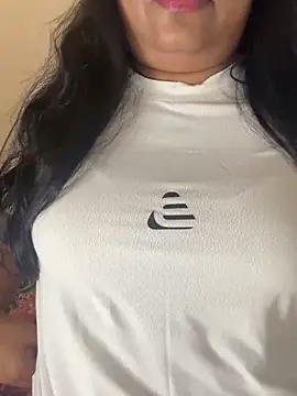 Snapshot of Shasha_X chatting on November 2025 02:42:02 PM Shasha X online show from November 2025 02:42:02 PM