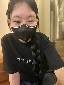 Snapshot of MEOW_MEO chatting on November 2025 03:56:01 PM MEOW MEO online show from November 2025 03:56:01 PM