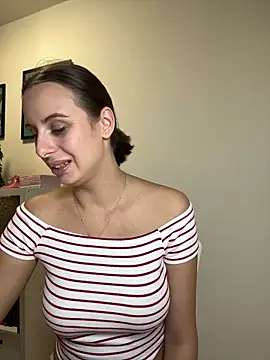 Snapshot of Hii_Lolla chatting on December 2024 06:15:02 PM Hii Lolla online show from December 2024 06:15:02 PM