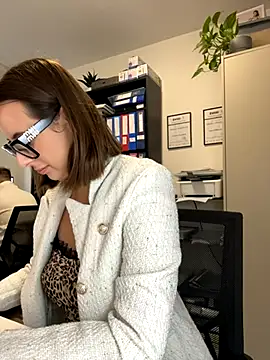 Snapshot of Hii_Lolla chatting on November 2025 07:08:02 AM Hii Lolla online show from November 2025 07:08:02 AM