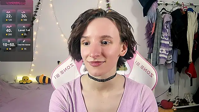 Violet Veliya online show from October 2025 03:57:02 PM