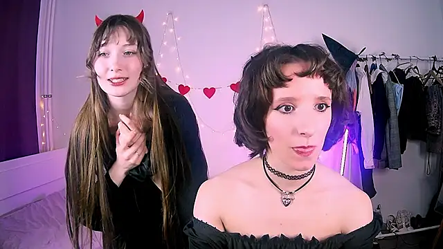 Snapshot of Violet_Veliya chatting on March 2026 05:38:01 PM Violet Veliya online show from March 2026 05:38:01 PM