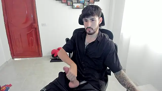 Snapshot of DmitriSanders chatting on March 2026 12:53:02 PM DmitriSanders online show from March 2026 12:53:02 PM